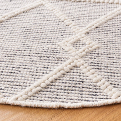 Safavieh Natura Nat347A Ivory/Black Rug.