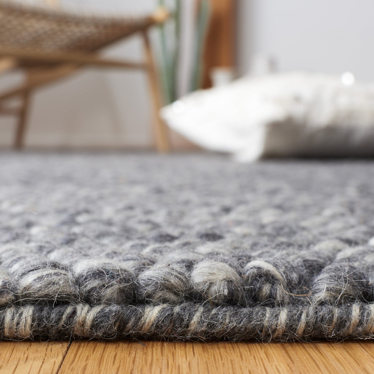 Safavieh Natura Nat620H Dark Grey Rug.