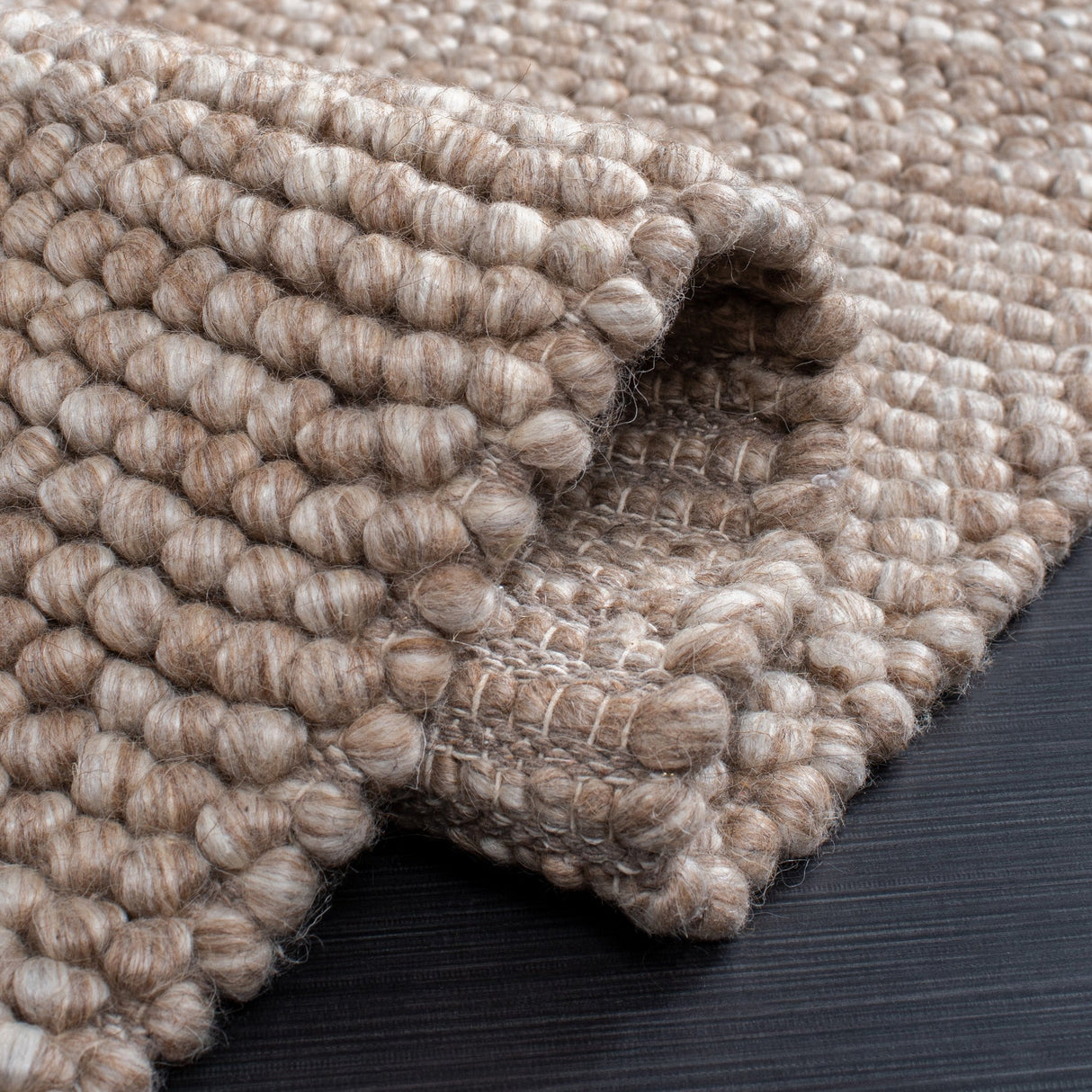 Safavieh Natura Nat620T Brown Rug.