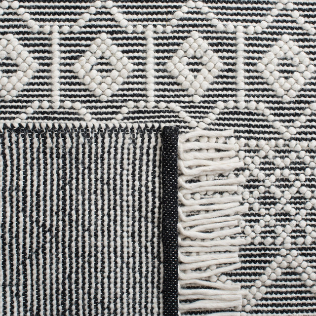 Safavieh Natura Nat687A Ivory/Black Rug.