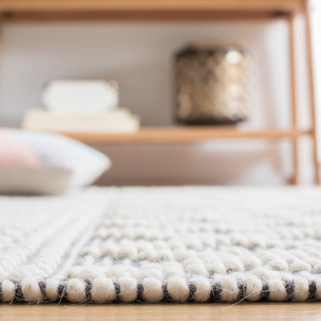 Safavieh Natura Nat688A Ivory/Grey Rug.