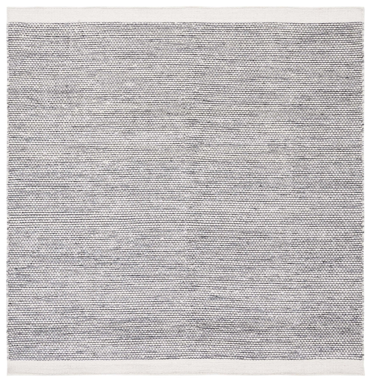 Safavieh Natura Nat776Z Black/Ivory Rug.