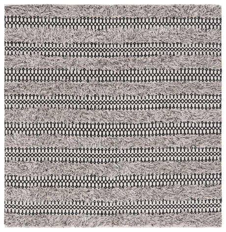 Safavieh Natura Nat927Z Black/Ivory Rug.