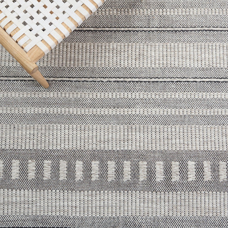 Safavieh Natura Nat931F Grey/Black Rug.