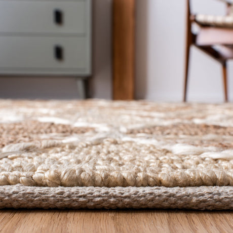 Safavieh Natural Fiber Nf958T Brown/Beige Rug.