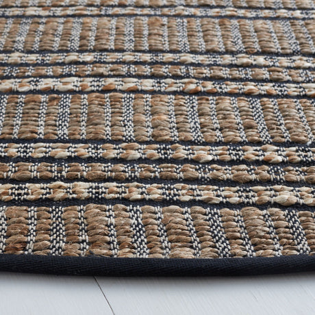 Safavieh Natural Fiber Nfb651Z Black/Natural Rug.