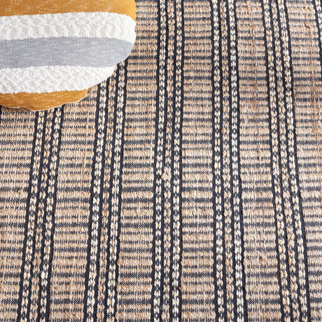 Safavieh Natural Fiber Nfb651Z Black/Natural Rug.