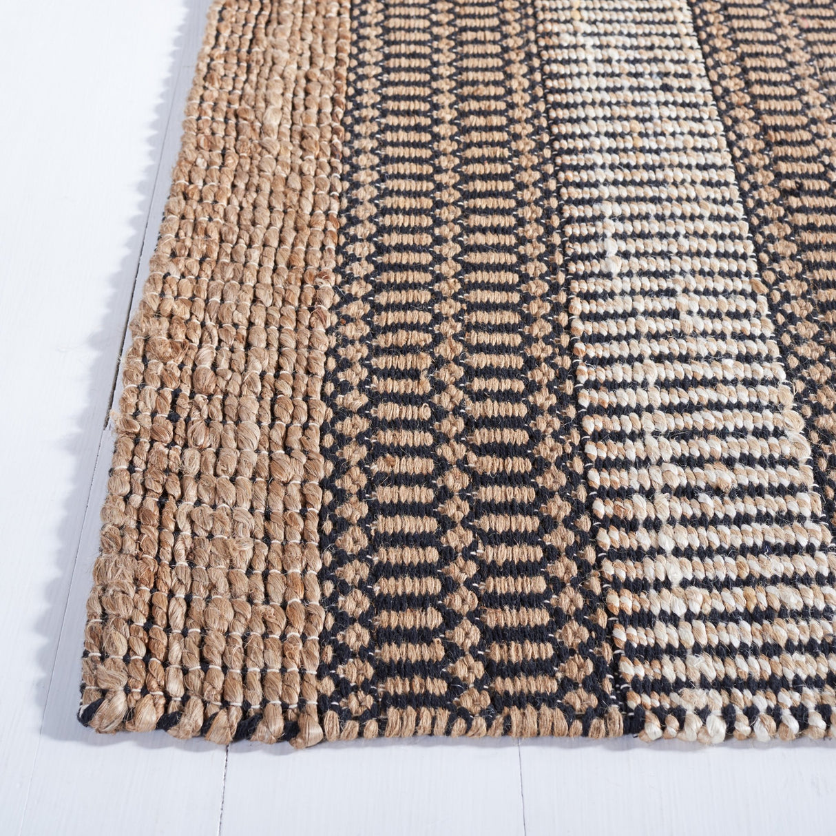 Safavieh Natural Fiber Nfb652Z Black/Natural Rug.