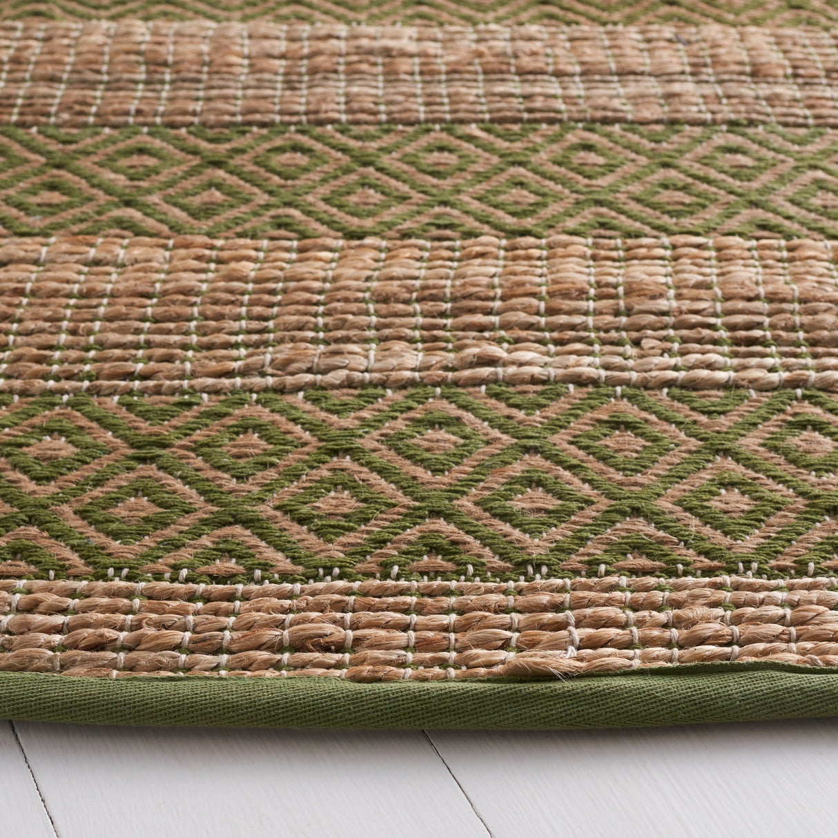 Safavieh Natural Fiber Nfb653Y Green/Natural Rug.