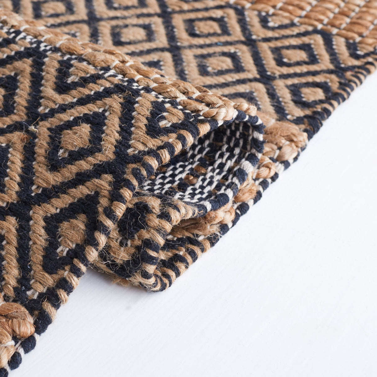 Safavieh Natural Fiber Nfb653Z Black/Natural Rug.