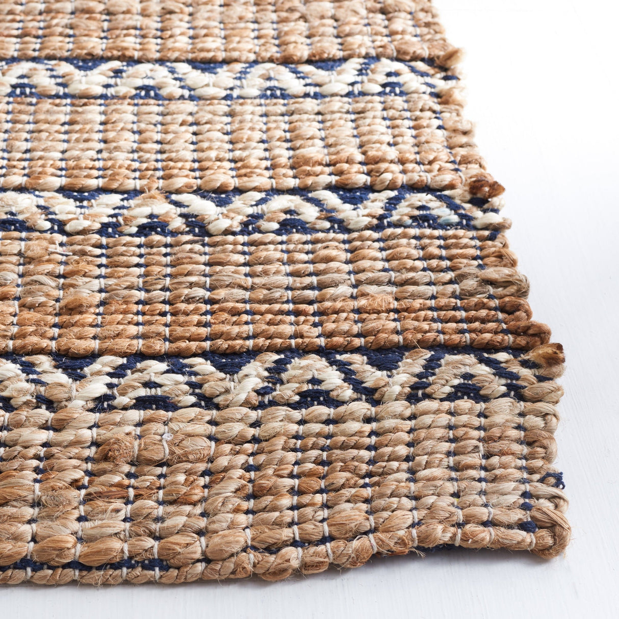 Safavieh Natural Fiber Nfb655N Navy/Natural Rug.
