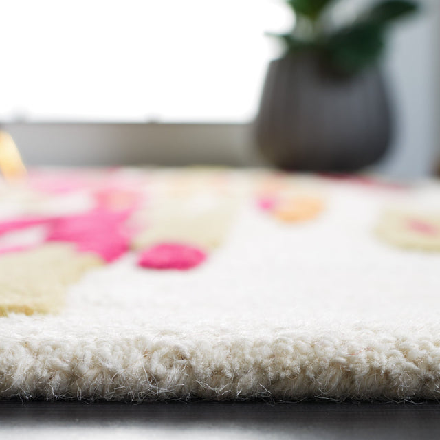 Safavieh Rodeo Drive Rd858Q Ivory/Red Rug.