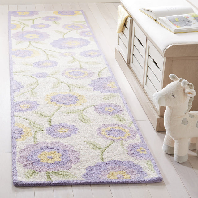 Safavieh Safavieh Kids Sfk355V Lavander/Ivory Rug.