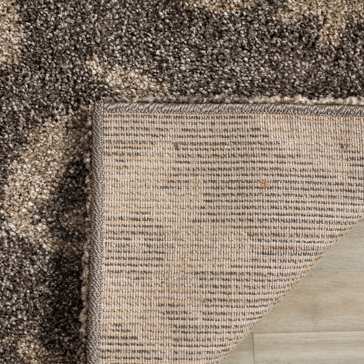 Safavieh Shag Sg460 Smoke/Beige Rug.