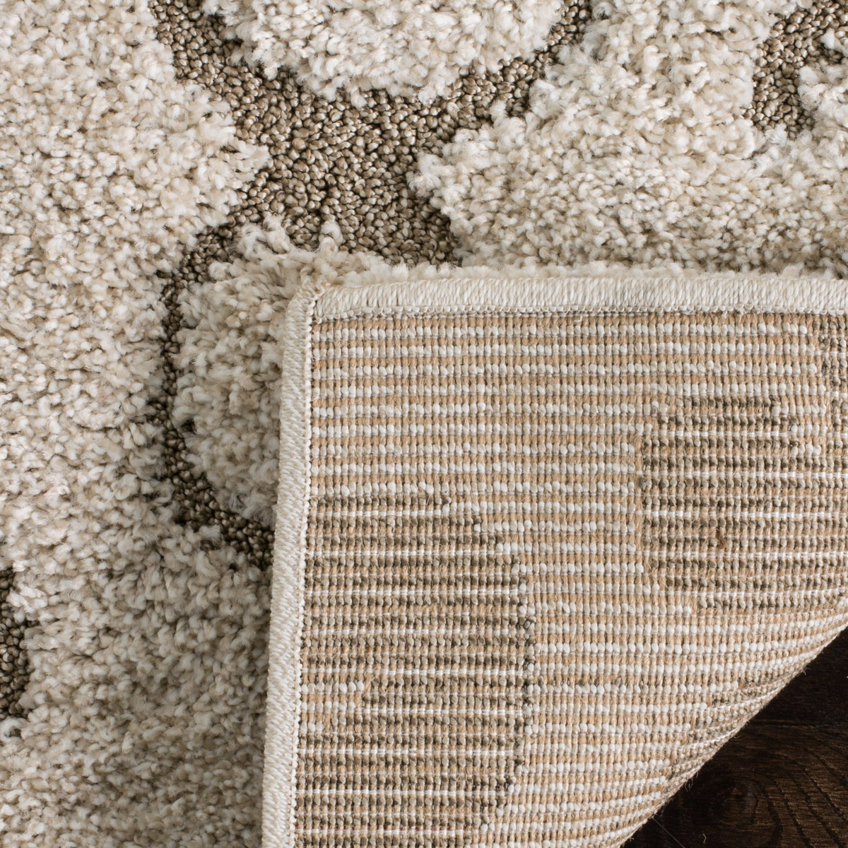 Safavieh Shag Sg470 Cream/Beige Rug.