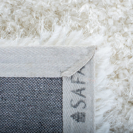 Safavieh Shag Sg532A Ivory Rug.