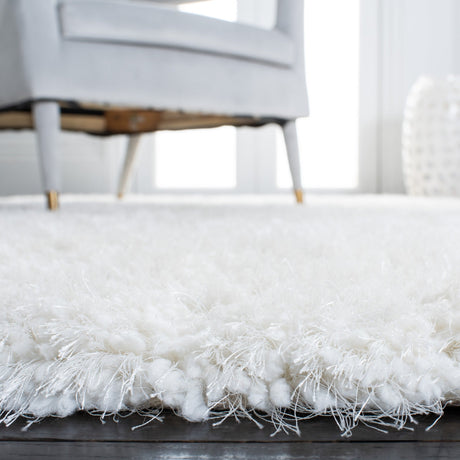 Safavieh Shag Sg532A Ivory Rug.