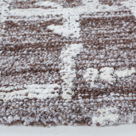 Safavieh Soho Soh657T Brown/Ivory Rug.