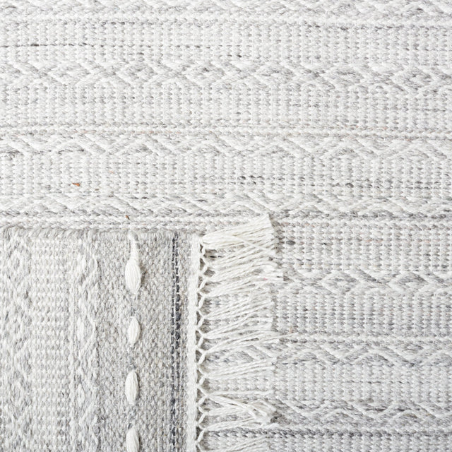 Safavieh Striped Kilim Stk104F Grey/Ivory Rug.