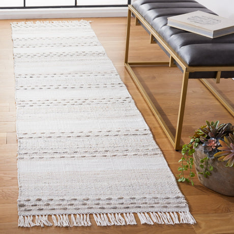 Safavieh Striped Kilim Stk105B Beige/Ivory Rug.