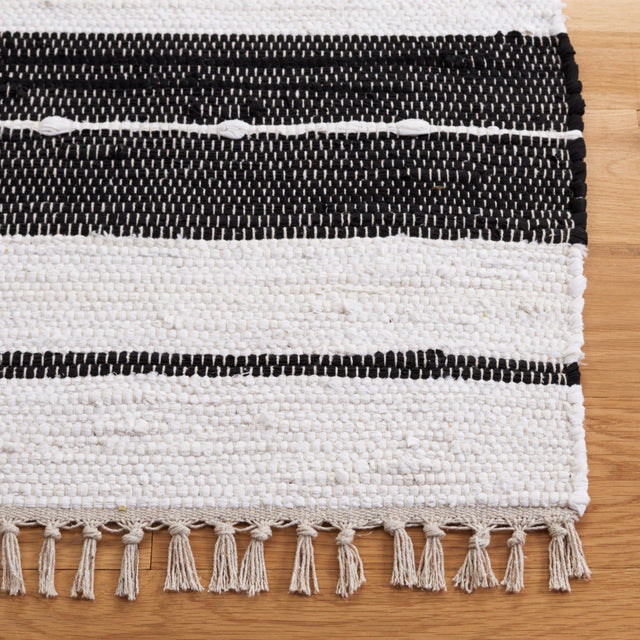 Safavieh Striped Kilim Stk200Z Black/Ivory Rug.
