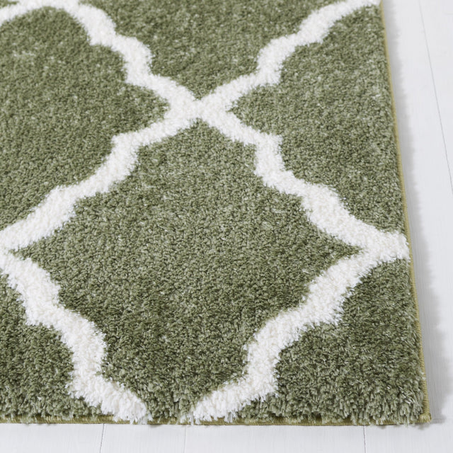 Safavieh Tahoe Shag Tho675W Sage/White Rug.
