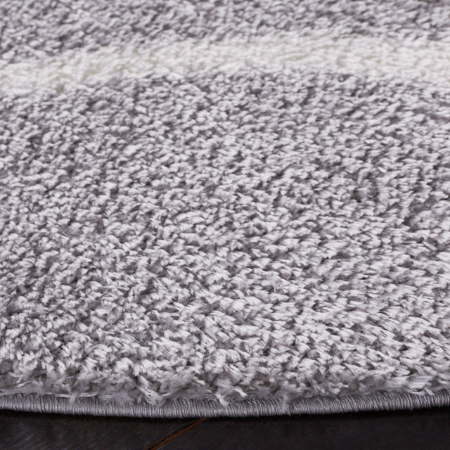 Safavieh Tahoe Shag Tho677F Light Grey/White Rug.