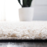 Safavieh Venus Shag Vns520A Ivory Rug.