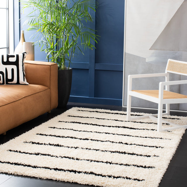 Safavieh Venus Shag Vns604A Ivory/Black Rug.