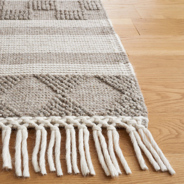 Safavieh Vermont Vrm253T Ivory/Brown Rug.