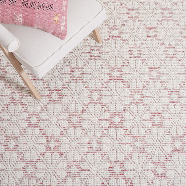 Safavieh Vermont Vrm303Q Ivory/Red Rug.