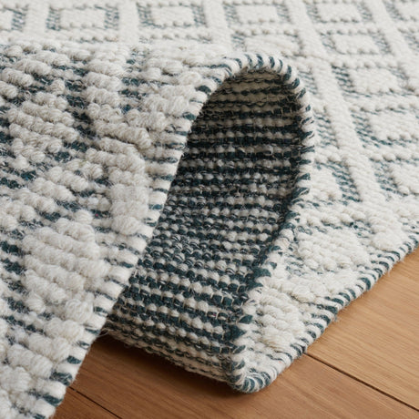 Safavieh Vermont Vrm304Y Ivory/Green Rug.