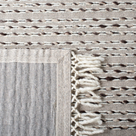 Safavieh Vermont Vrm307A Ivory Rug.