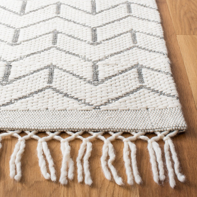 Safavieh Vermont Vrm310A Ivory Rug.