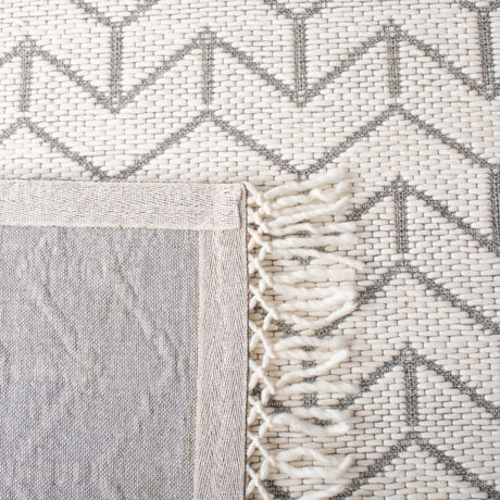 Safavieh Vermont Vrm310A Ivory Rug.