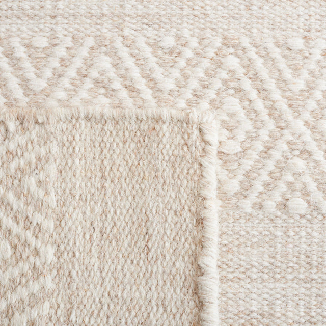 Safavieh Vermont Vrm903A Ivory/Beige Rug.