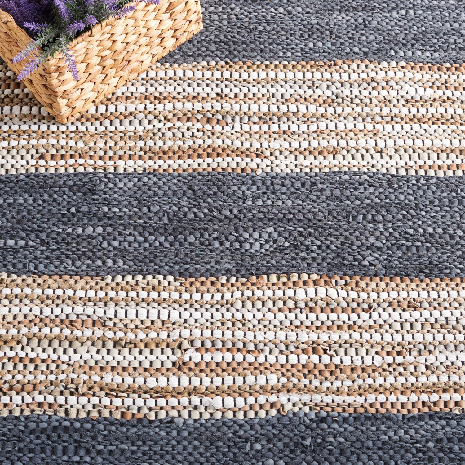 Safavieh Vintage Leather Vtl204G Dark Grey/Natural Rug.