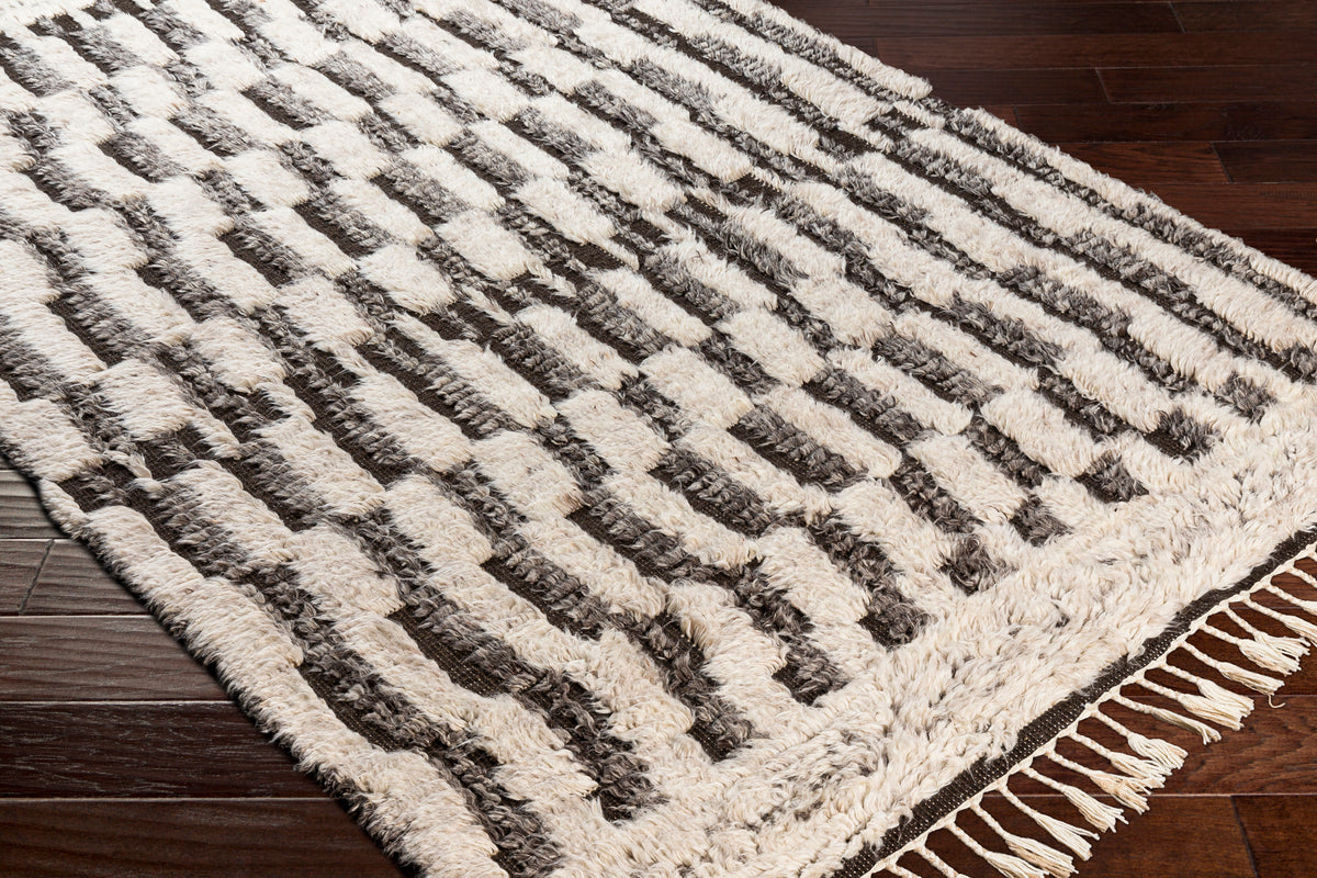 Surya Sahara Sah-2310 Charcoal, Cream, Taupe Rugs.