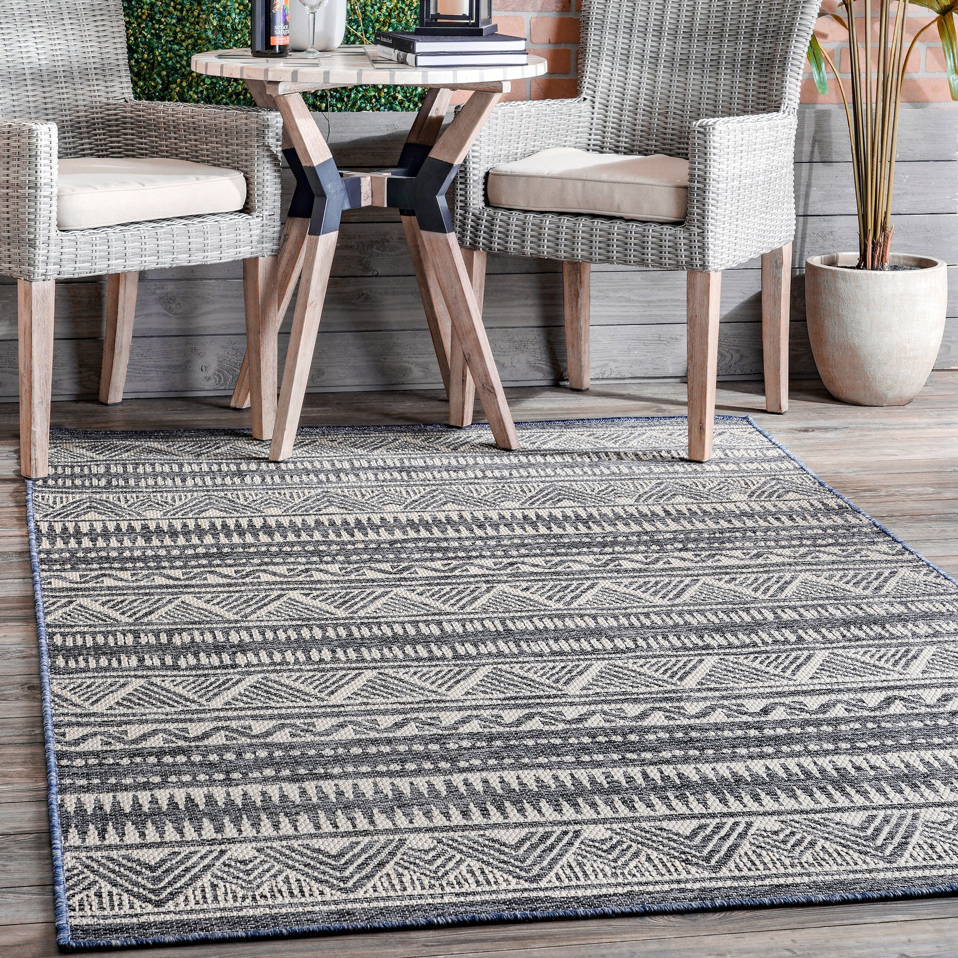 Nuloom Maia Tribal Nma2844A Gray Area Rug