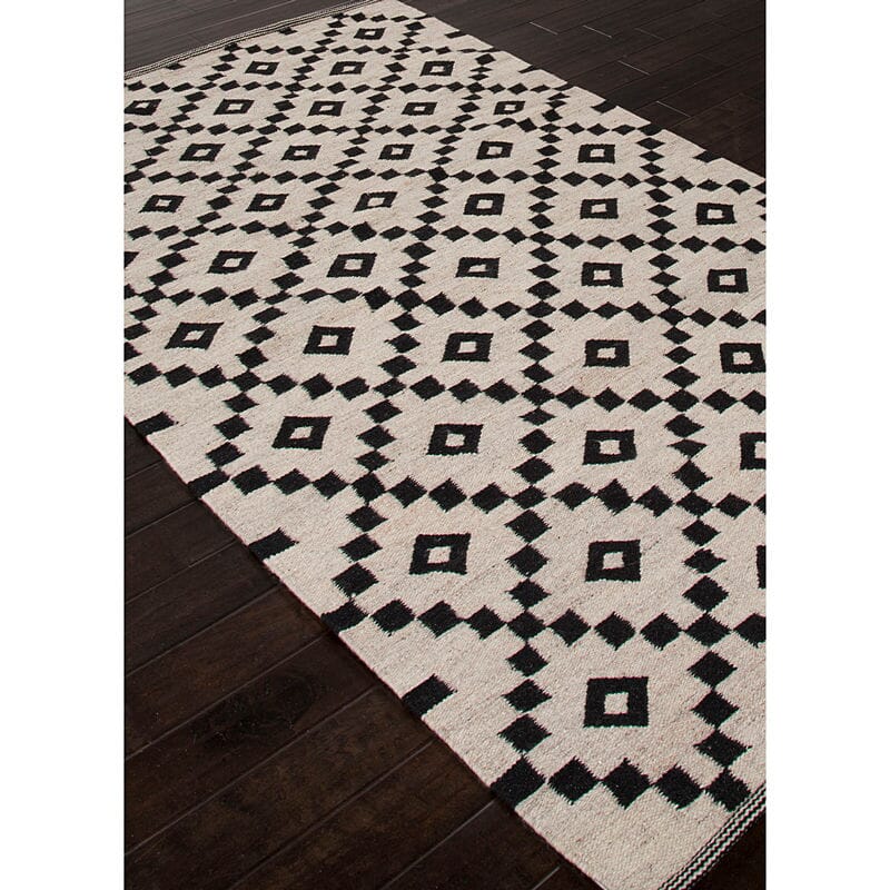 Jaipur Scandinavia Nordic Croix Scn01 Antique White / Ebony Southwestern Area Rug