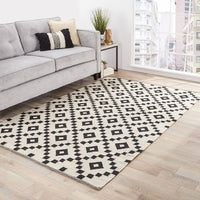 Jaipur Scandinavia Nordic Croix Scn01 Antique White / Ebony Southwestern Area Rug