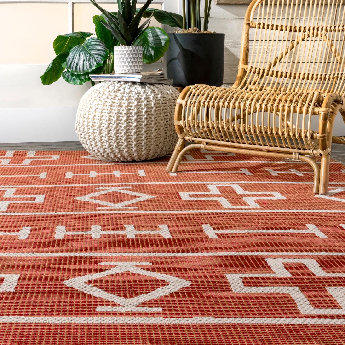 Nuloom Holland Ethnic Symbols Nho2838C Rust Area Rug