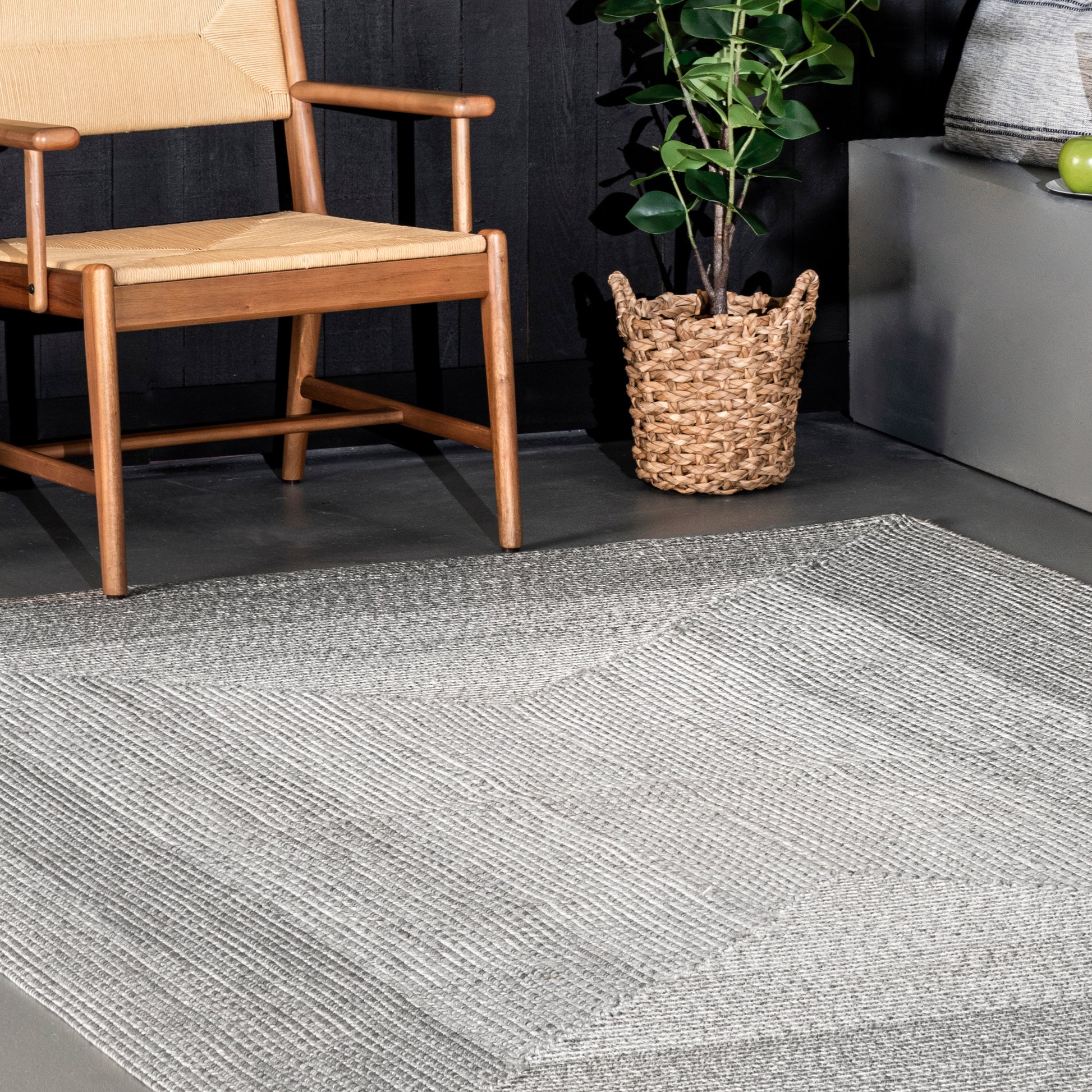 Nuloom Jayda Ombre Nja2002C Light Gray Area Rug