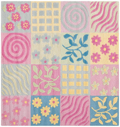 Safavieh Safavieh Kids Sfk356A Pink / Multi Geometric Area Rug