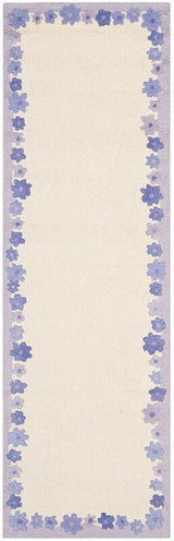 Safavieh Safavieh Kids Sfk357A Ivory / Lavander Rugs.