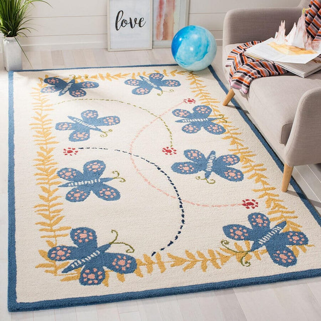 Safavieh Safavieh Kids sfk390a Ivory / Blue Rugs.