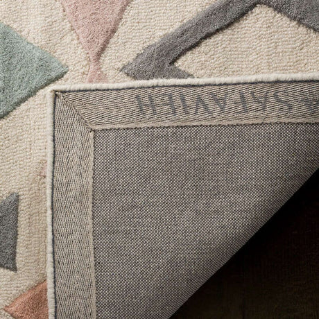 Safavieh Safavieh Kids Sfk901A Ivory / Multi Rugs.