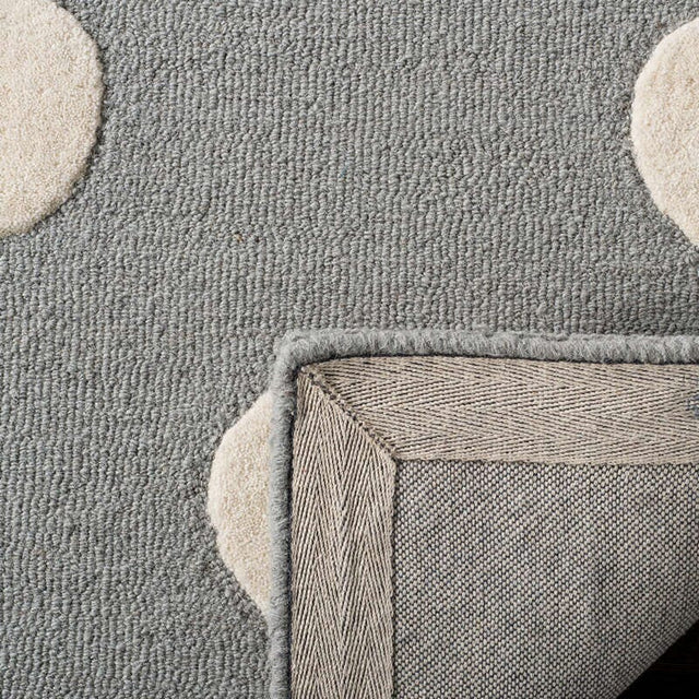 Safavieh Safavieh Kids Sfk904C Grey / Ivory Rugs.