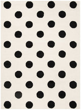 Safavieh Safavieh Kids Sfk904D Ivory / Black Rugs.