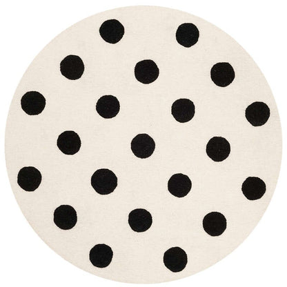 Safavieh Safavieh Kids Sfk904D Ivory / Black Geometric Area Rug